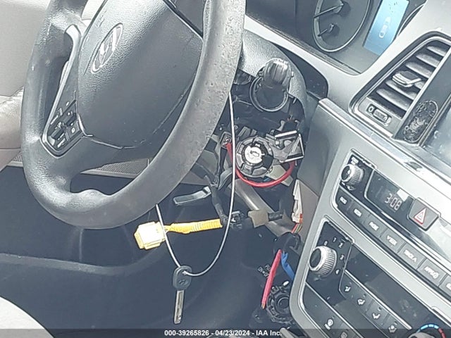 Hyundai SONATA SE 2016 5NPE24AF3GH267172 Image 6