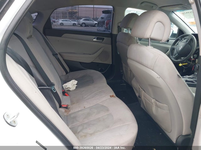 Hyundai SONATA SE 2016 5NPE24AF3GH267172 Image 8