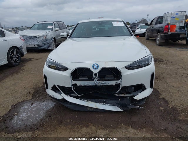 BMW I4 Edrive35 2023 WBY43AW08PFR09292 Image 13