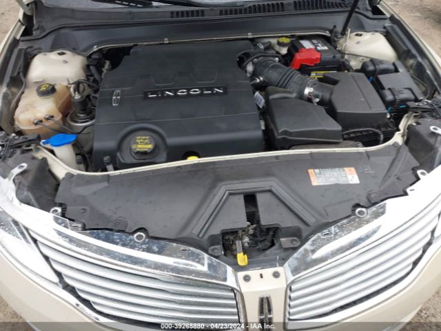 3LN6L2JK2FR626845 Lincoln MKZ