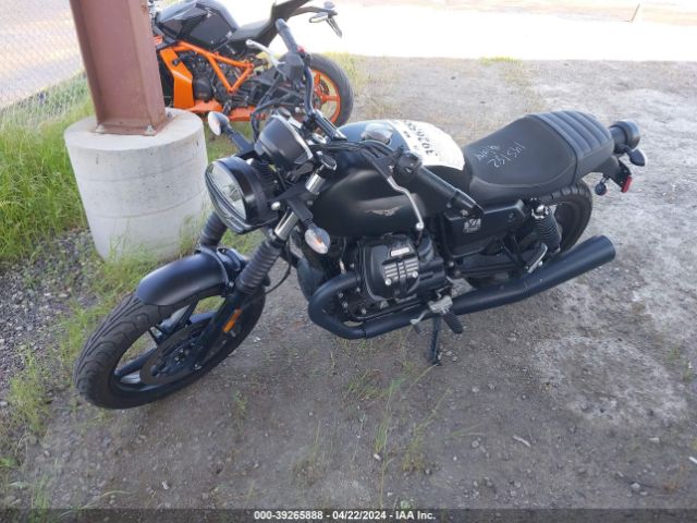 2021 MOTO GUZZI V7 ZGUKZUA06MM000049 Photo 1