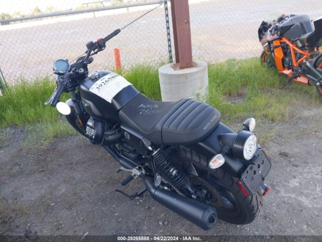 2021 MOTO GUZZI V7 ZGUKZUA06MM000049 Photo 2