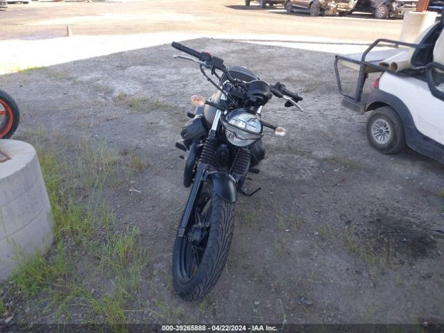 2021 MOTO GUZZI V7 ZGUKZUA06MM000049 Photo 4