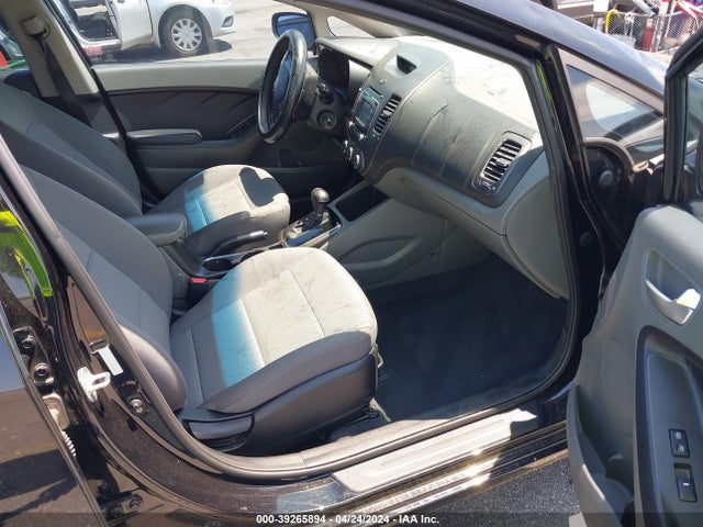 KIA FORTE LX 2018 3KPFK4A78JE256967 Image 5