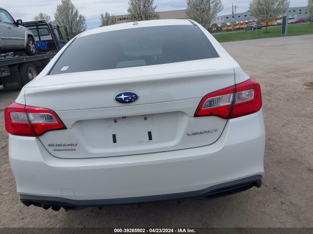 Subaru Legacy 2.5i 2019 4S3BNAB66K3023169 Image 16
