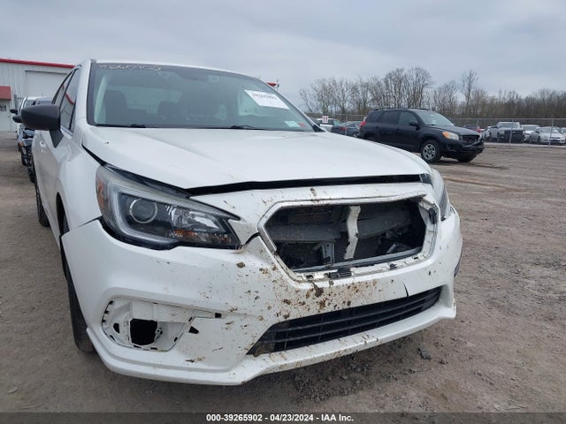 Subaru Legacy 2.5i 2019 4S3BNAB66K3023169 Image 6