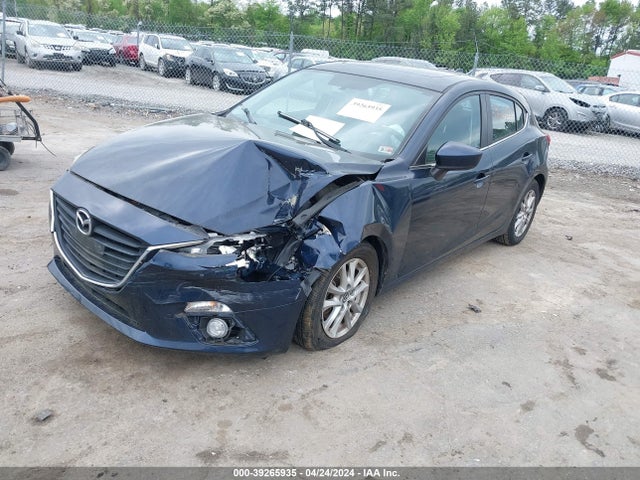 Mazda Mazda3 I Touring 2015 JM1BM1L74F1272095 Image 2
