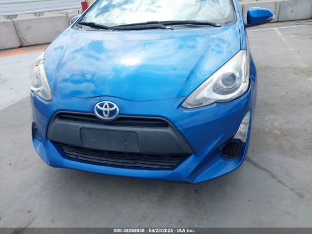 JTDKDTB38F1107709 Toyota Prius C One
