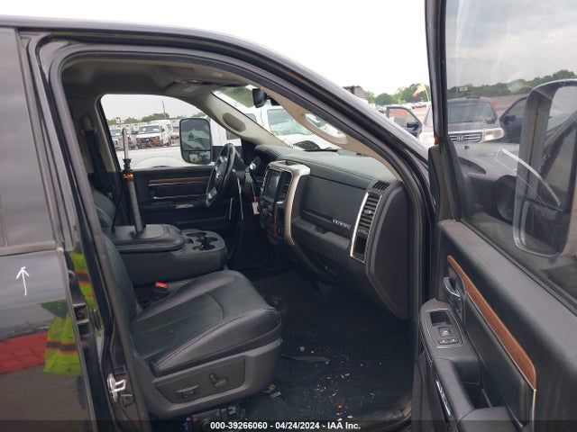 3C6UR5FL1JG216515 RAM 2500 Laramie  4x4 6'4 Box
