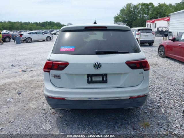 3VV3B7AX4JM064554 Volkswagen Tiguan 2.0t Se/2.0t Sel