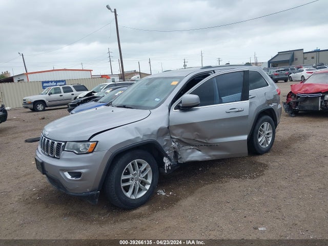 Jeep Grand Cherokee Laredo E 4x2 2018 1C4RJEAG2JC172527 Image 2