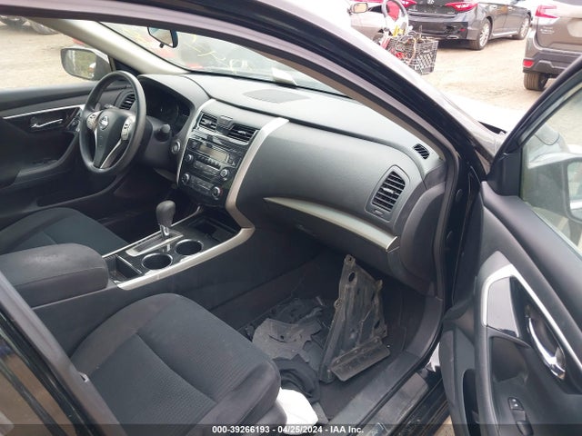 Nissan Altima 2.5 S 2014 1N4AL3AP5EC109221 Image 5