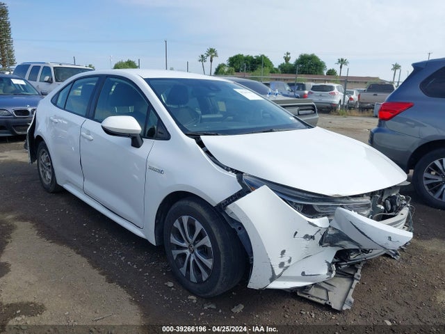 Toyota Corolla Hybrid Le 2021 JTDEAMDE9MJ014656 Image 1