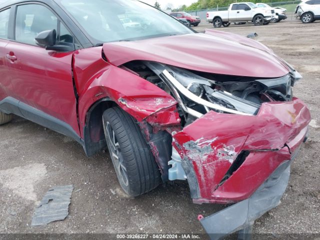 NMTKHMBX1JR026445 Toyota C-hr Xle Premium