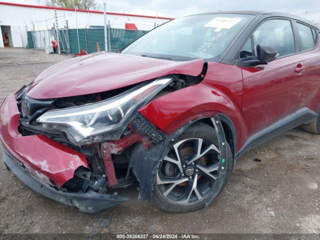NMTKHMBX1JR026445 Toyota C-hr Xle Premium