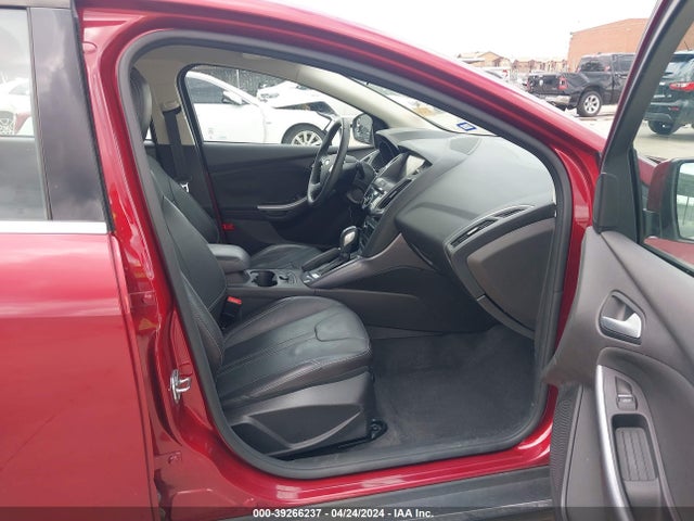Ford Focus Titanium 2014 1FADP3N29EL442067 Image 5