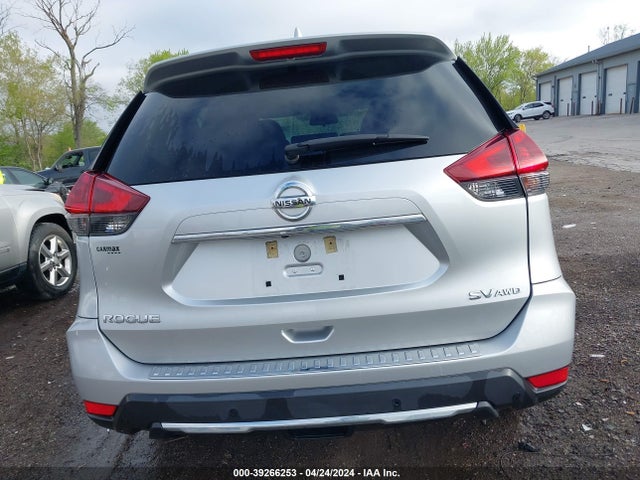 Nissan ROGUE SV 2018 5N1AT2MV0JC731018 Image 16