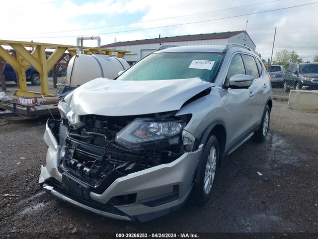Nissan ROGUE SV 2018 5N1AT2MV0JC731018 Image 2
