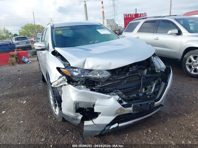 Nissan ROGUE SV 2018 5N1AT2MV0JC731018 Image 6
