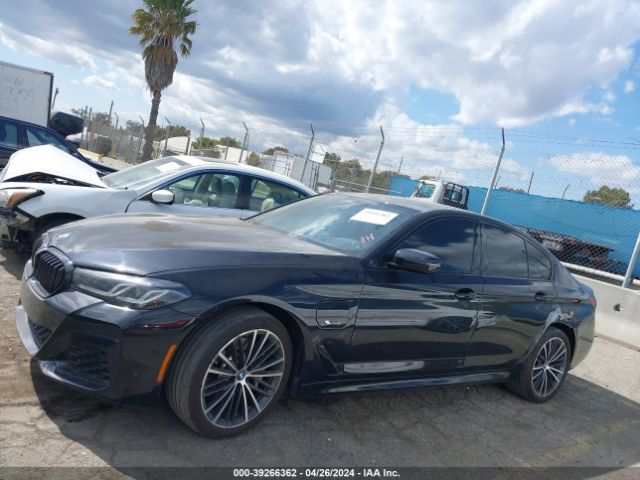 WBA13AG05NCK12452 BMW 530e