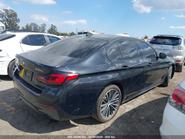 WBA13AG05NCK12452 BMW 530e