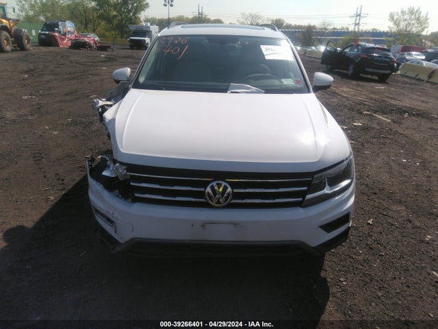3VV2B7AX6MM122535 Volkswagen Tiguan 2.0t Se/2.0t Se R-line Black/2.0t Sel