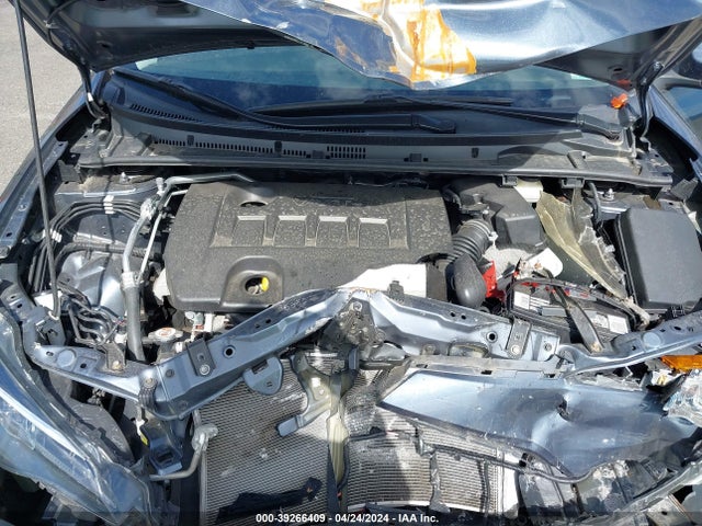 Toyota COROLLA LE 2018 2T1BURHE4JC097647 Image 10