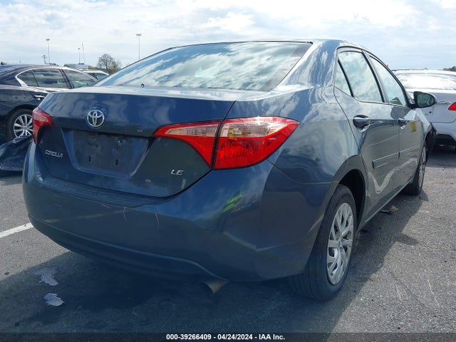 Toyota COROLLA LE 2018 2T1BURHE4JC097647 Image 4