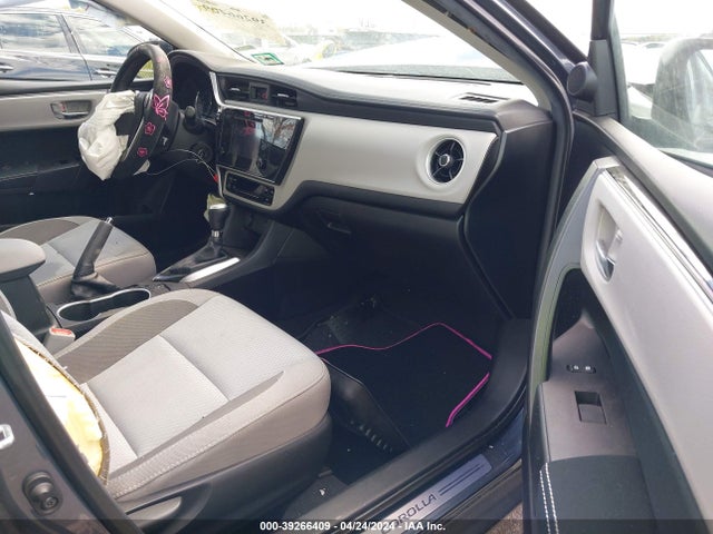 Toyota COROLLA LE 2018 2T1BURHE4JC097647 Image 5