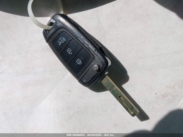 KMHRC8A36MU072742 Hyundai Venue Sel