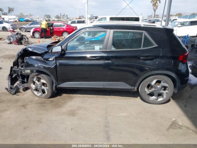KMHRC8A36MU072742 Hyundai Venue Sel
