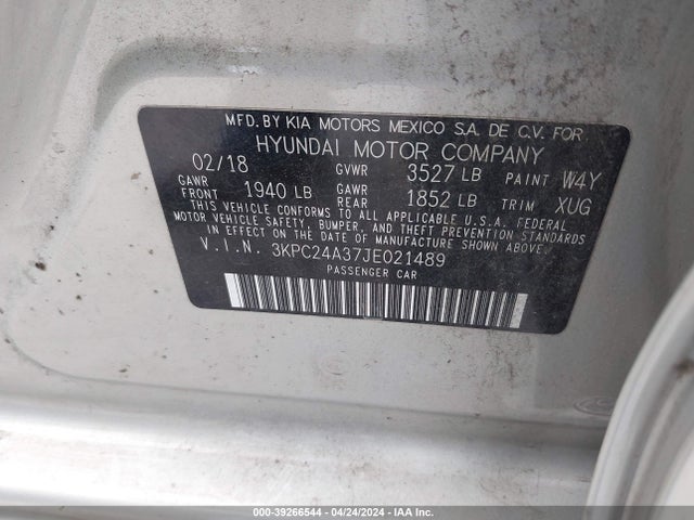 Hyundai ACCENT SE 2018 3KPC24A37JE021489 Image 9
