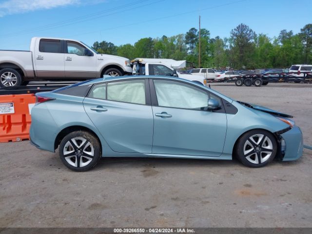 JTDKARFU2H3039350 Toyota Prius Four Touring