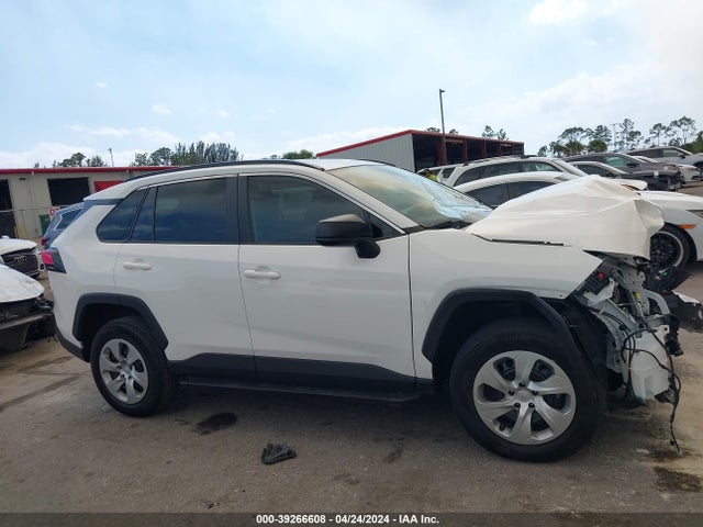 Toyota RAV4 LE 2019 2T3H1RFV1KW038326 Image 12
