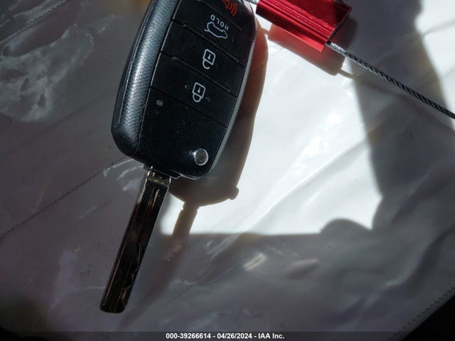 KIA Soul 2019 KNDJN2A29K7660579 Image 11