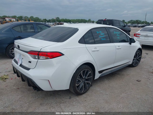 Toyota COROLLA SE 2024 5YFS4MCEXRP185317 Image 4