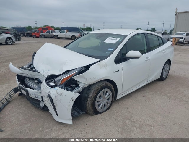 Toyota Prius Le 2022 JTDKAMFU1N3157372 Image 2