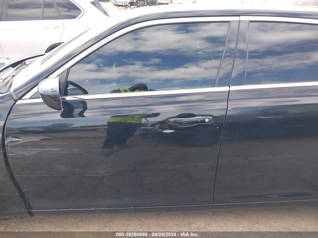 Chrysler 300 2014 2C3CCAAG1EH322840 Image 15