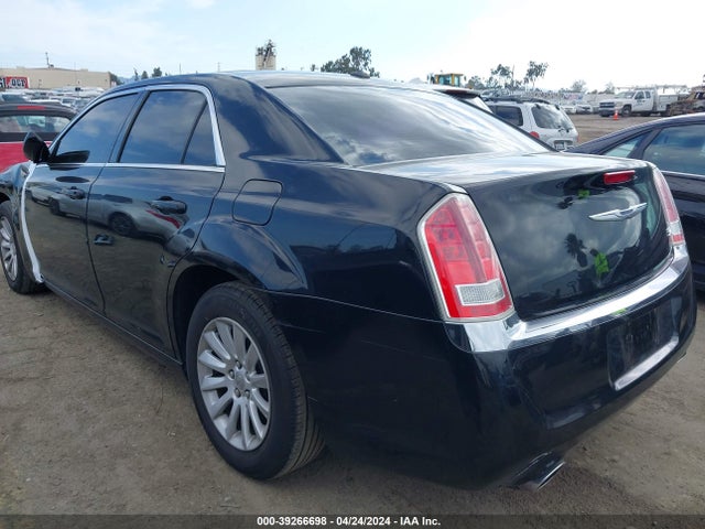 Chrysler 300 2014 2C3CCAAG1EH322840 Image 3