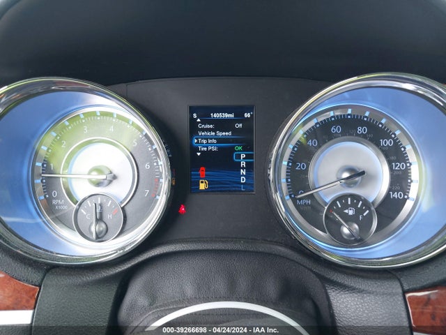 Chrysler 300 2014 2C3CCAAG1EH322840 Image 7