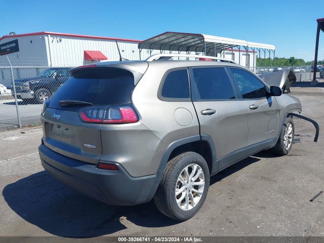 1C4PJLCB3MD130492 Jeep Cherokee Latitude Fwd