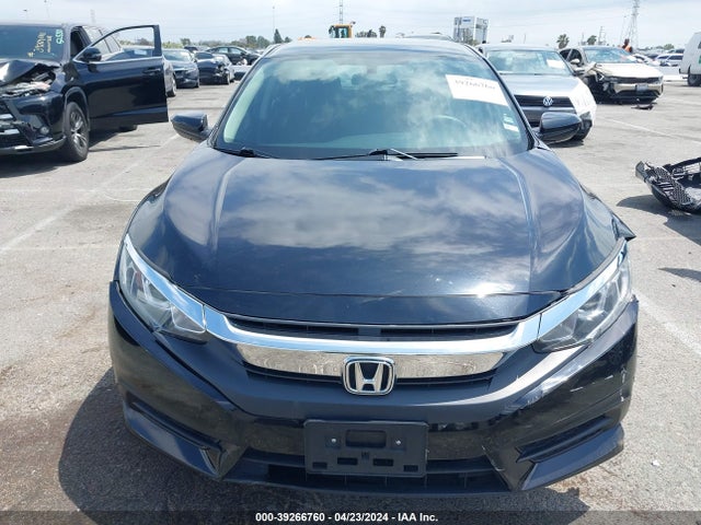 Honda Civic Lx 2018 2HGFC2F59JH558251 Image 11