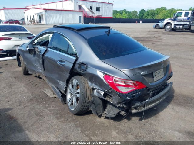 WDDSJ4GB2KN748717 Mercedes-Benz CLA 250 4MATIC