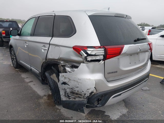 JA4AD2A34KZ004882 Mitsubishi Outlander Es