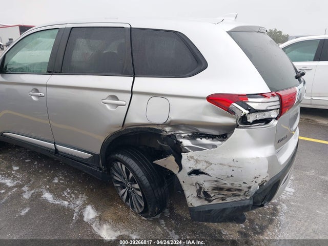 JA4AD2A34KZ004882 Mitsubishi Outlander Es