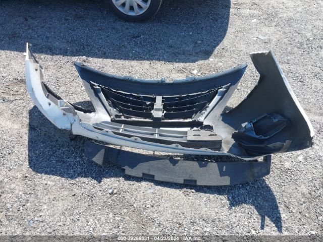 3N1CN7AP6KL825827 Nissan Versa 1.6 S+