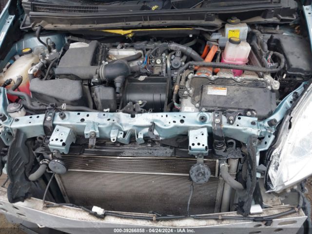 JTDKN3DU9E1737207 Toyota Prius Four