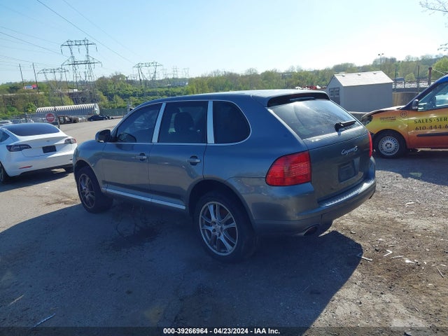 2005 PORSCHE CAYENNE WP1AB29P95LA65430 Photo 2