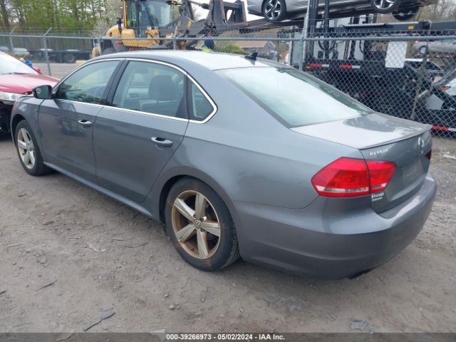 1VWAT7A37FC105460 Volkswagen Passat 1.8t Limited Edition