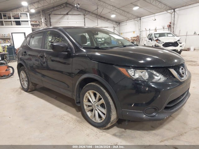 Nissan Rogue Sport S 2017 JN1BJ1CR9HW136032 main image